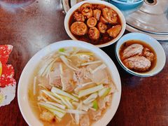 -金卯白肉罩火烧