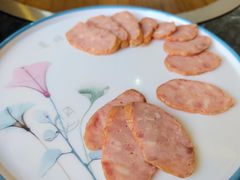 哈尔滨红肠-东北食府·铁锅炖(花溪湾店)