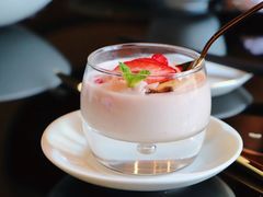 草莓奶冻-上海苏宁宝丽嘉酒店·嘉府壹号中餐厅