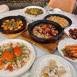 挖到宝了！！这种小学路里的海鲜餐厅🦞吼吼吃……