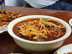-胡子饮食店