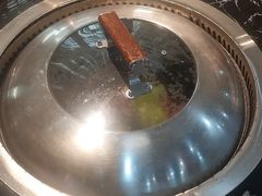 -袁小二大东北铁锅炖(吉祥村总部)