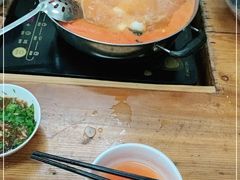 -苗伯妈酸汤火锅
