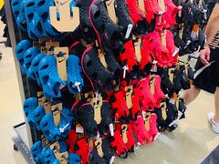 -王府井奥莱临潼小镇(临潼店)