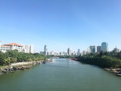 -万绿园