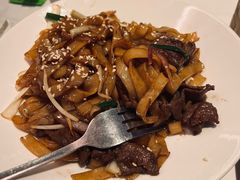 干炒牛河-汤城小厨•粤菜•靓汤(金宝街店)