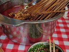 -两角签串串香十一年老字号(机场路店)