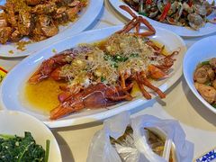 -庆余生平价生猛海鲜(海棠湾林旺夜市店)