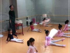 -天津瑞宇康培训学校(爱琴海购物公园店)