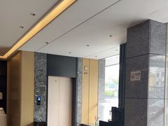 -雲宜贵宾舍酒店(深圳龙东地铁站店)