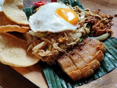印尼式炒面-Naughty Nuri’s Phuket