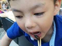 -席娜卡琳火车铁道夜市