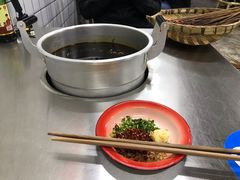 -咏勝锑锅麻辣烫(净居寺路总店)