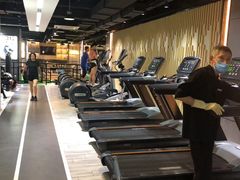 -一兆韦德健身(张杨路店)
