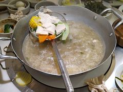 -左庭右院鲜牛肉火锅(浦江欢乐颂店)