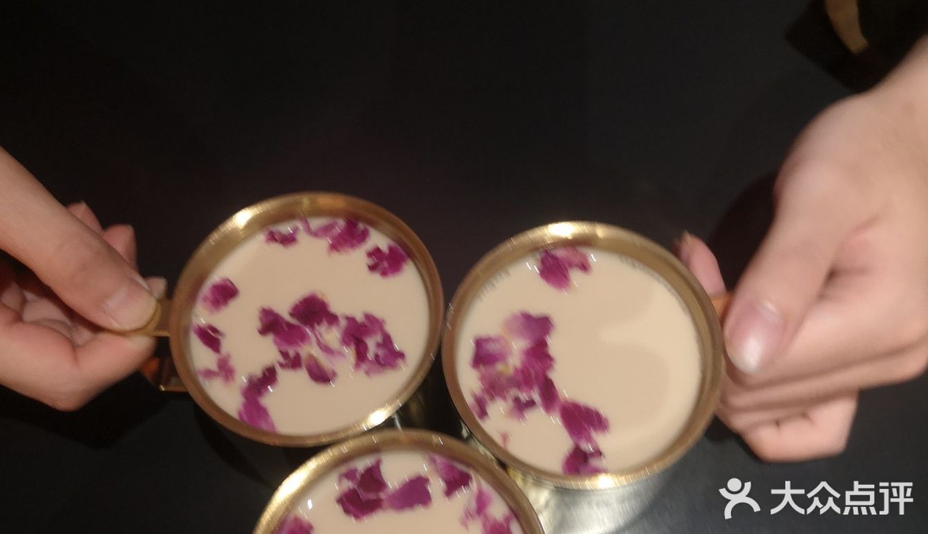 三八节去了江桥的羊倌,这是一家新疆菜餐馆