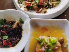 -隔壁老王·家常云南菜(花巷店)