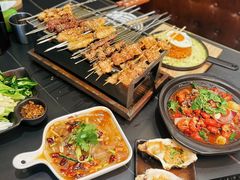 -许哥东北烧烤·铁丳烤串·宫后夹肉(繁花中心店)