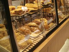 面包甜点陈列柜-山崎面包(百联世纪店)