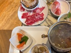 -雍和会海鲜姿造自助(湖东路店)