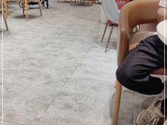 大堂-奈雪的茶(中储能店)