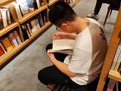 -茑屋书店(天目里店)