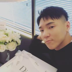 -简法造型·品牌形象店