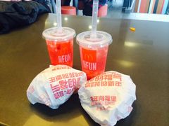 麦当劳得来速汽车餐厅(蜀西店)-麦当劳(国际社区店)