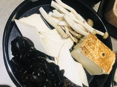 -八角锄烧·肉火锅(天河城店)
