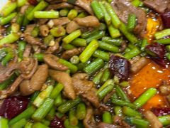 -余杨鸭鸭餐厅