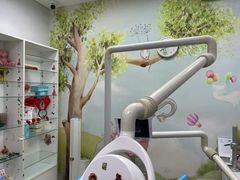 -瑞尔齿科(颐堤港诊所)