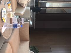 咖啡厅大厅-筠咖啡西餐厅(上海国展宝龙丽筠酒店)