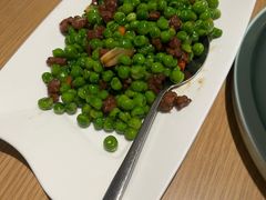 -渝信川菜 · 川味家常菜(财富购物中心店)