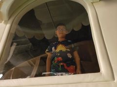 -涨巢·潮玩水疗局