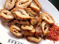 -老鼎万春卤菜(五代传承创始老店)