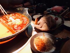 -湊湊火锅·茶憩(杭州湖滨银泰in77店)