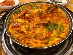 土豆排骨火锅-喇喇排骨火锅·传统韩式脊骨汤(望京西园总店)