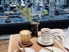 -Metal hands·铁手咖啡