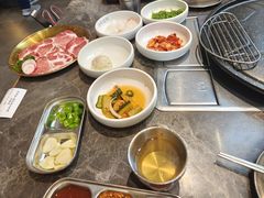 -彭妈家•韩国烤肉料理(张杨路店)