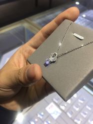 -威德钻石-克拉钻大本营(南京东路店)