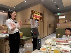 -海底捞火锅(金山百联店)