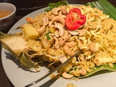 -大头虾越式风味餐厅(光明广场店)