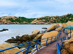 -那琴半岛地质海洋公园