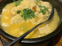 石锅煨本地豆腐-Local泰莲庭(虹鳟鱼店)