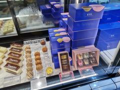 -黑草莓(重庆路店)
