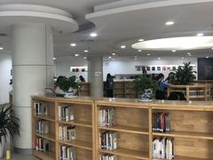 -武汉大学图书馆·文理学部总馆
