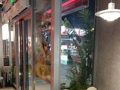 -必胜客(航洋国际店)
