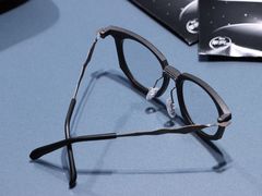 -目艮眼镜SHOWROOM(品牌集合店)