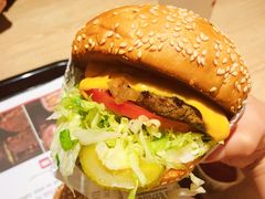 -The Habit Burger Grill 哈比特汉堡(复兴soho店)