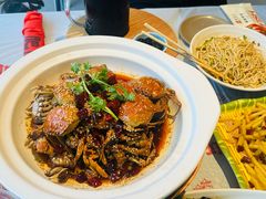 -肥肥虾庄·金牌油焖大虾(杨园滨江时代walk店)